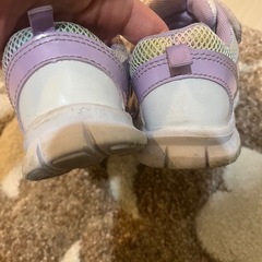 西松屋✨光るスニーカー✨ハートデザイン✨キッズスニーカー✨の画像