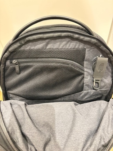 【取引中】
ノースフェイス リュック ローマースリムデイ 18L 通勤 PC対応