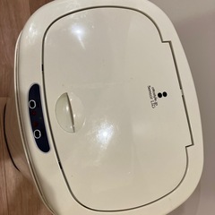 自動ゴミ箱の画像