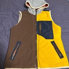 レディースリバーシブルベストの画像