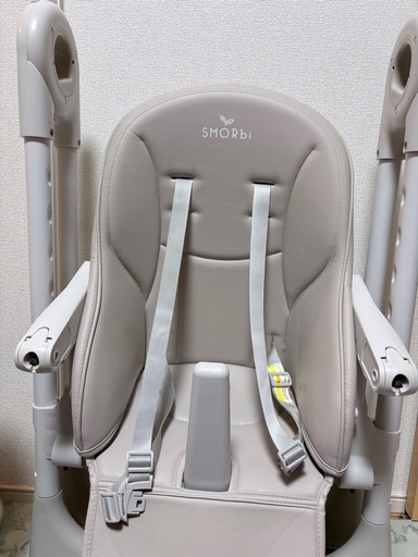 スモルビ  ベビーチェア ハイチェア ローチェア 