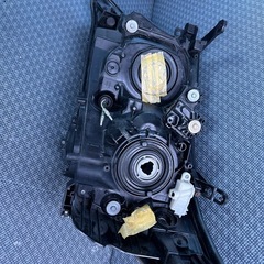 200系 ランドクルーザー ランクル 前期 ハロゲン ヘッドライト ヘッドランプ 左側 助手席側 LH KOITO 60-129 トヨタ純正の画像