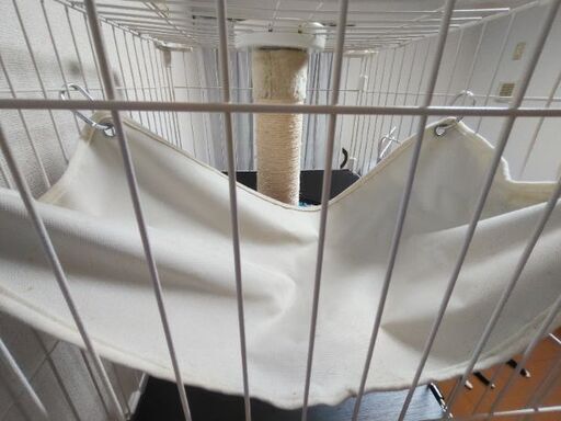 【美品】キャットゲージ·爪とぎ付き【大型】