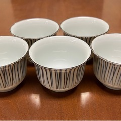 【無償譲渡】湯呑み ティーセット ポット 小皿　等の画像