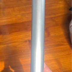 YOWHICK プロジェクター台／天吊金具（耐荷重5kg・高さ調節可）の画像