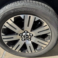 デリカD5 純正　タイヤホイールの画像