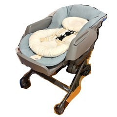 Combi コンビ ネムリラ オート機能付き バウンサー 電動 ハイローチェア の画像