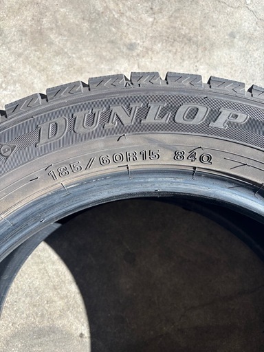 185/60R15 スタッドレス ４本セット ダンロップ  バリ山