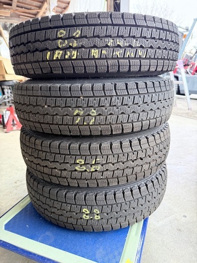 145/80R12・2024年製造・ウインターマックス・残約8ミリ・ハイゼット