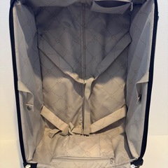 キャリーケースの画像