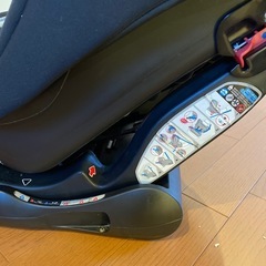 cradleチャイルドシートの画像