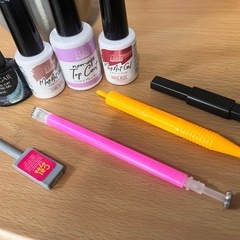 マグネットネイルとマグネットセットの画像