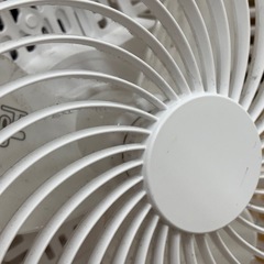 首振り機能付サーキュレーター　CF-T490 2024年製の画像