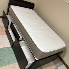 群馬県大泉町のシングルサイズのベッドフレームとマットレス100 x 200の画像