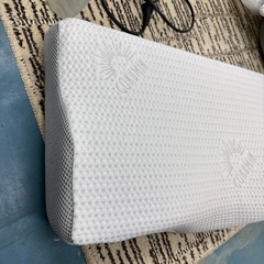 GOKUMIN  低反発まくら  専用カバー付きの画像