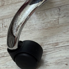 【無料】デスク用椅子　キャスター付きの画像