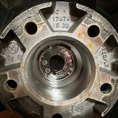 30系アルファード　スタッドレスタイヤ4本セットV3 225/60R17の画像