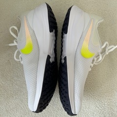 NIKE レディース　スニーカー　25.0cmの画像