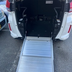 【希少】フリード＋ハイブリッド福祉車両｜車いす対応｜低燃費｜5人乗り｜即乗りOKの画像