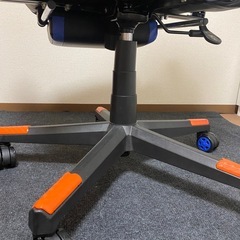 ゲーミングチェア(オットマン付き)&チェアマットセット【GTRacing】の画像