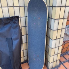 あげます　スケボー　1/31まで
の画像