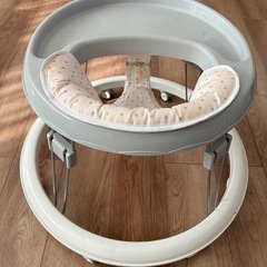 歩行器　ベビー用品　ベビーグッズの画像