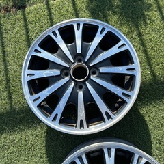 ホンダ N-BOXカスタムの純正品(JF1/JF2型) ターボパッケージやG・Lパッケージ上級グレードアルミホイール２本
の画像