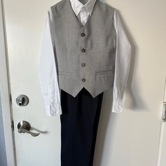 使用1回・新品同様【ラルフローレン】フォーマルスーツ　男の子 130 の画像