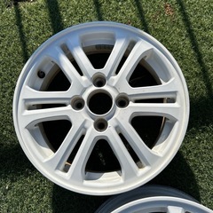 ホンダN-BOX純正アルミホイール２本の画像