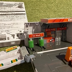 トミカワールド　おしごと変形　ガソリンスタンドの画像