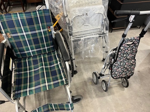 【美品】カワムラサイクル 車椅子 & 島製作所 サニーウォーカー & 入浴椅子 介護用品3点セット