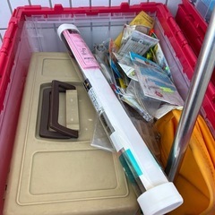  ≪釣り具≫まとめて　（お持ち帰りの箱はご用意ください）      272050000SK101の画像