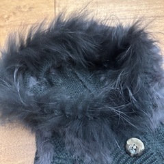 新品【ラクーン＆ラビットファー】大人フードポンチョの画像