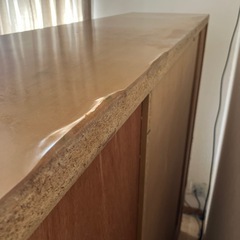 テレビキャビネットの画像