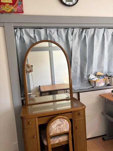 大塚家具OTSUKA【美品】ドレッサー鏡台椅子、コンセント付き (kaori