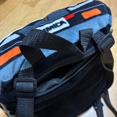 トミカ　パトカー　リュックの画像