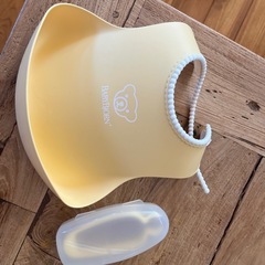 combi ストローマグセット　　エプロン
の画像