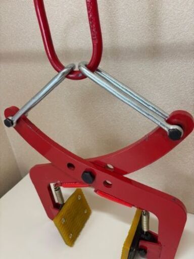 石材クランプ350kg 開口部100mm-300mm 耐荷重350kg　＜未使用品＞