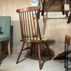 黄色いダイニングチェア【F01064】の画像