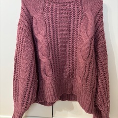 natural couture👚ピンクニットの画像