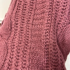 natural couture👚ピンクニットの画像