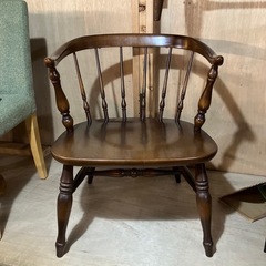 【2脚あります】キツツキ　ウィンザーチェア【F01065】の画像