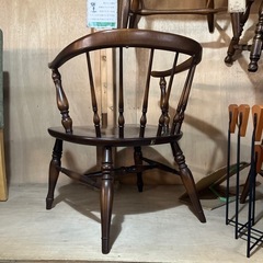 【2脚あります】キツツキ　ウィンザーチェア【F01065】の画像