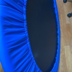 トランポリン　6本足の画像