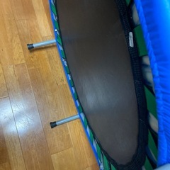 トランポリン　6本足の画像