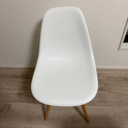 決まりました　IKEA テーブル　椅子