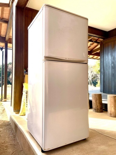 引き取り限定 富士通225L冷凍冷蔵庫 (とらちゃん) 石岡のキッチン家電