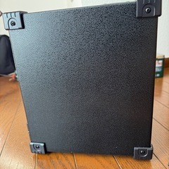 Roland CM-30  パワードモニターの画像