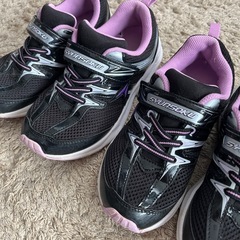 【20.5】瞬足スニーカー2足セット　手洗い済の画像