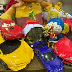キャラクターグッズとおもちゃの画像